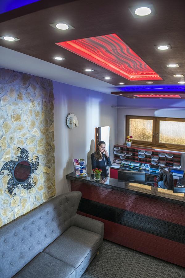Hotel Sunshine ブダペスト エクステリア 写真