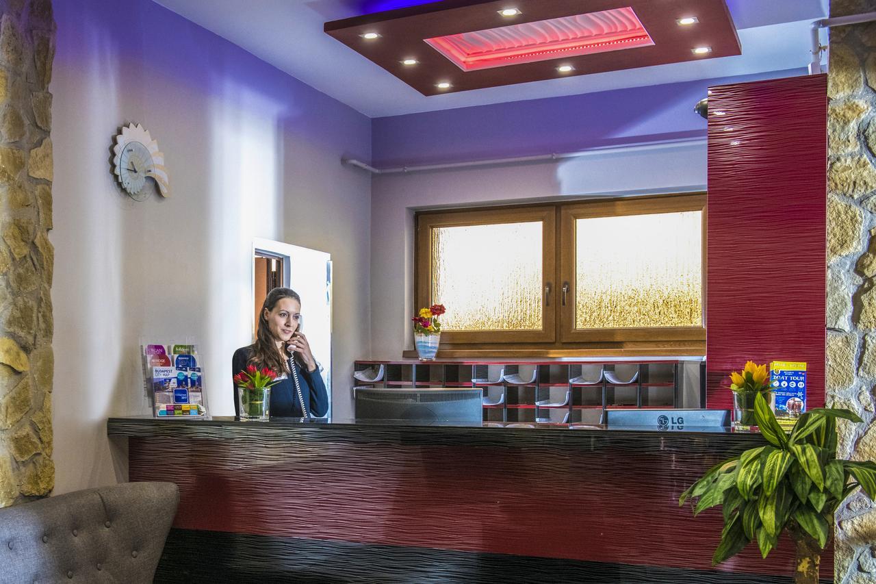 Hotel Sunshine ブダペスト エクステリア 写真